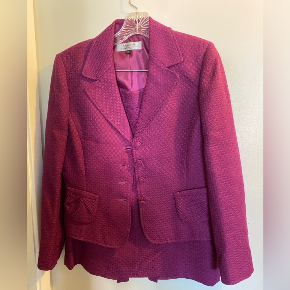 Taharo Skirt Set Size 10